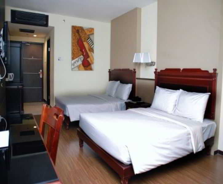 קוצ'ינג Penview Hotel מראה חיצוני תמונה